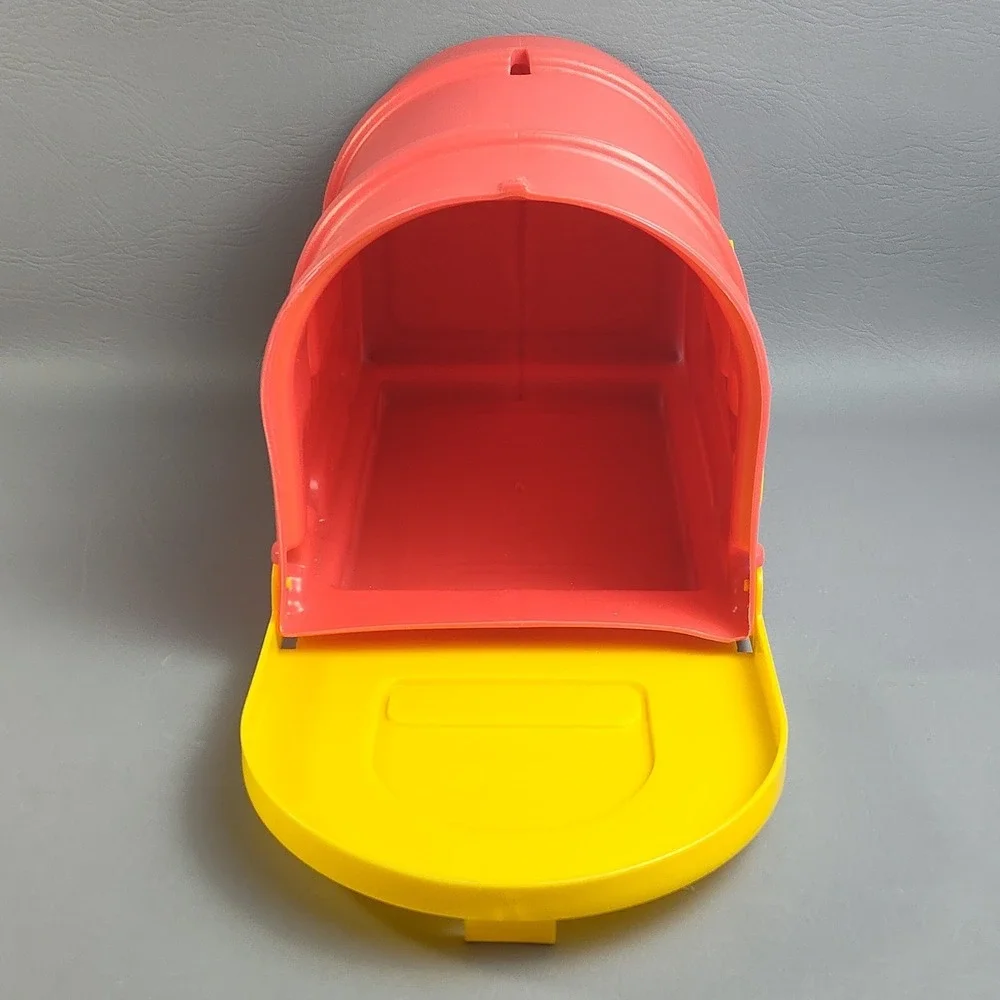 Crayola Vintage Plastic Mailbox Toy With Flag Crayon Play Pretend Toy Kids Red - Picture 8 of 14